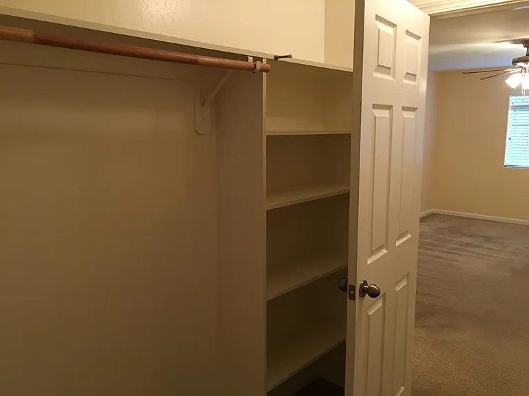 11404 Eresma Dr — Photo 21