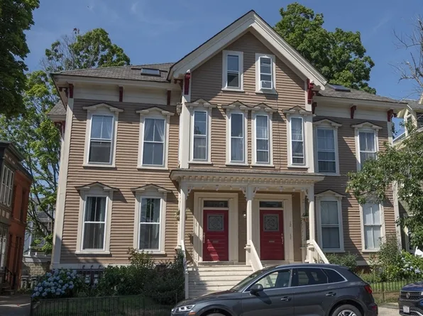 10 Park St #4, Haverhill, MA 01830