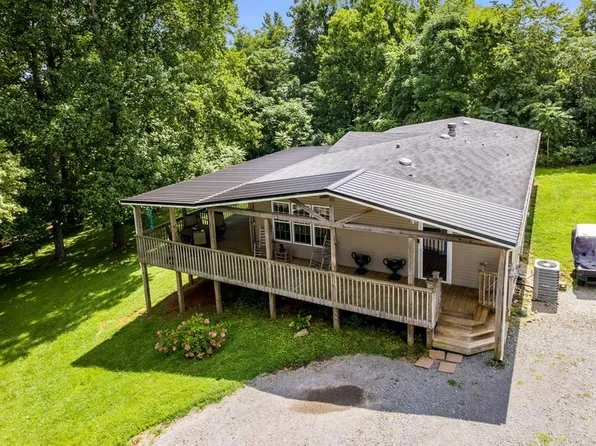 6826 Smithville Hwy, Silver Point, TN 38582