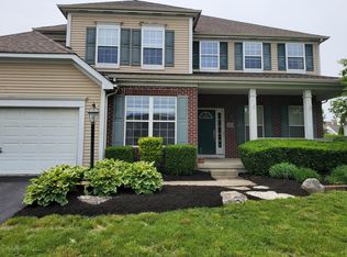 4855 Snowy Creek Dr, Grove City, OH 43123