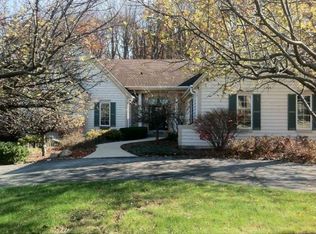 19475 Baythorn Way, Brookfield, WI 53045