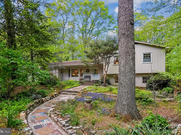 11800 Triple Crown Rd, Reston, VA 20191