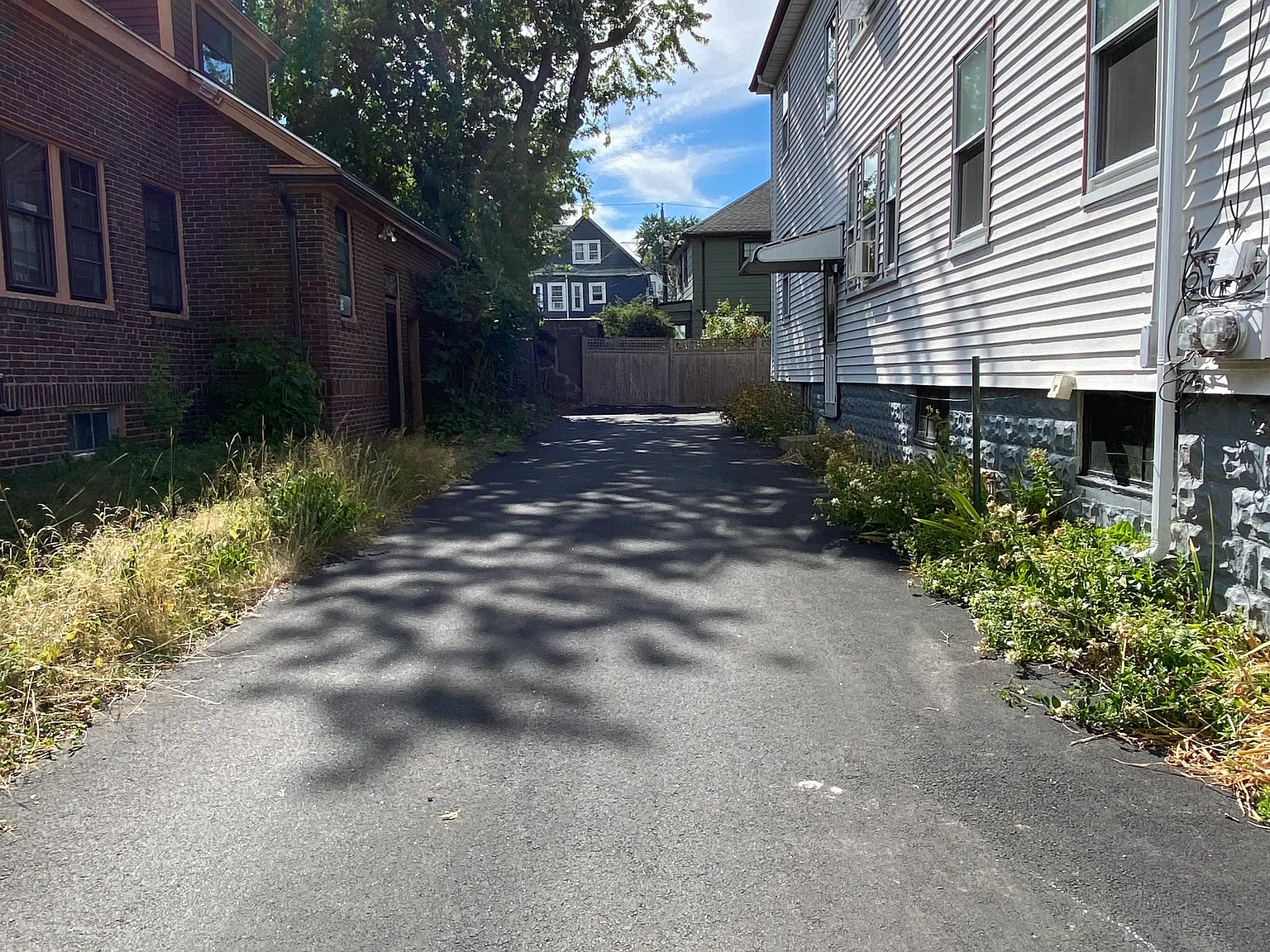 3 bed, 1400 sqft, $2,700 — Photo 2