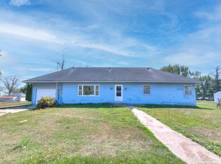 206 Orange Dr, New Providence, IA 50206