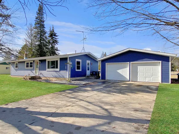 420 Much St, Marion, WI 54950