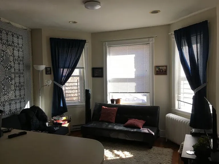 51 Park Dr #5 — Photo 2