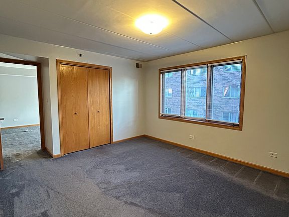 3rd image of 10549 Parkside Ave APT 2W