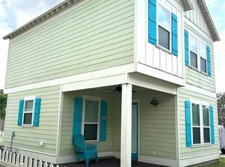 104 Sailhouse Way, Rockport, TX 78382