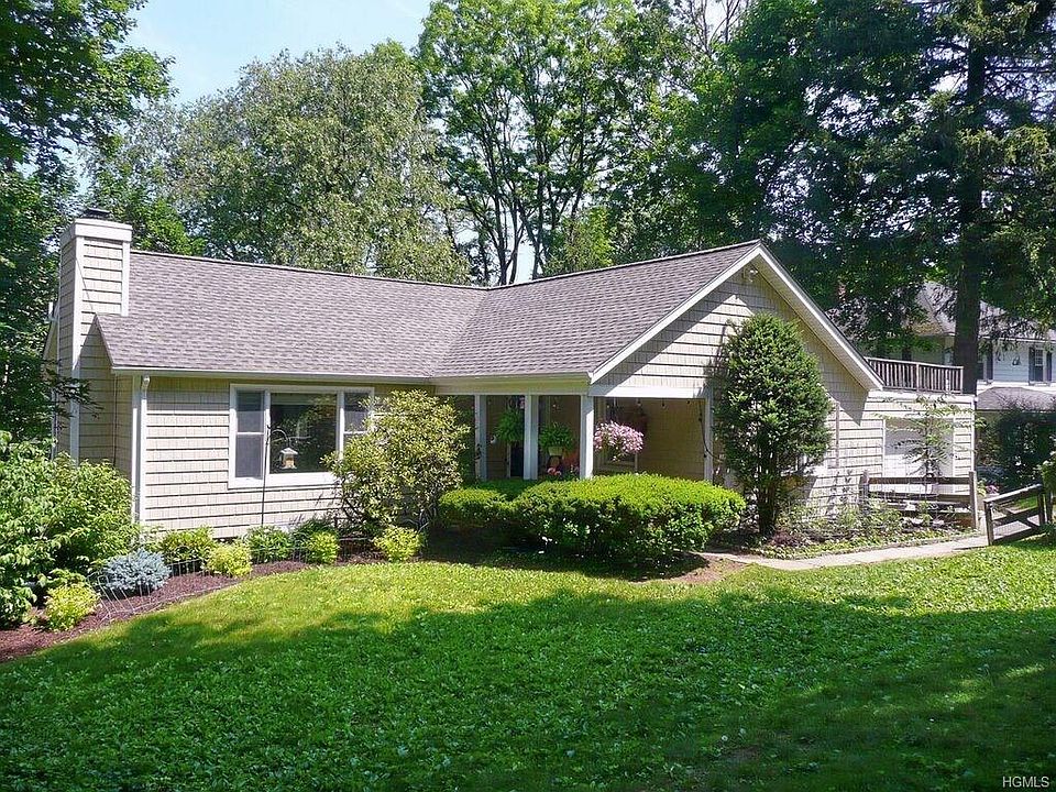 1st image of 38 Sunset Dr