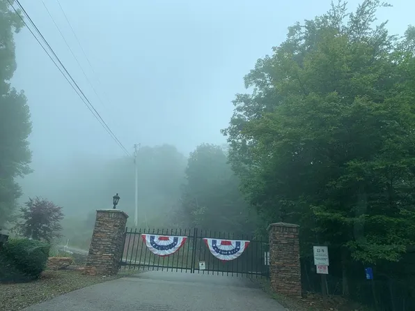 16-16A17 Patriot Rdg, Murphy, NC 28906