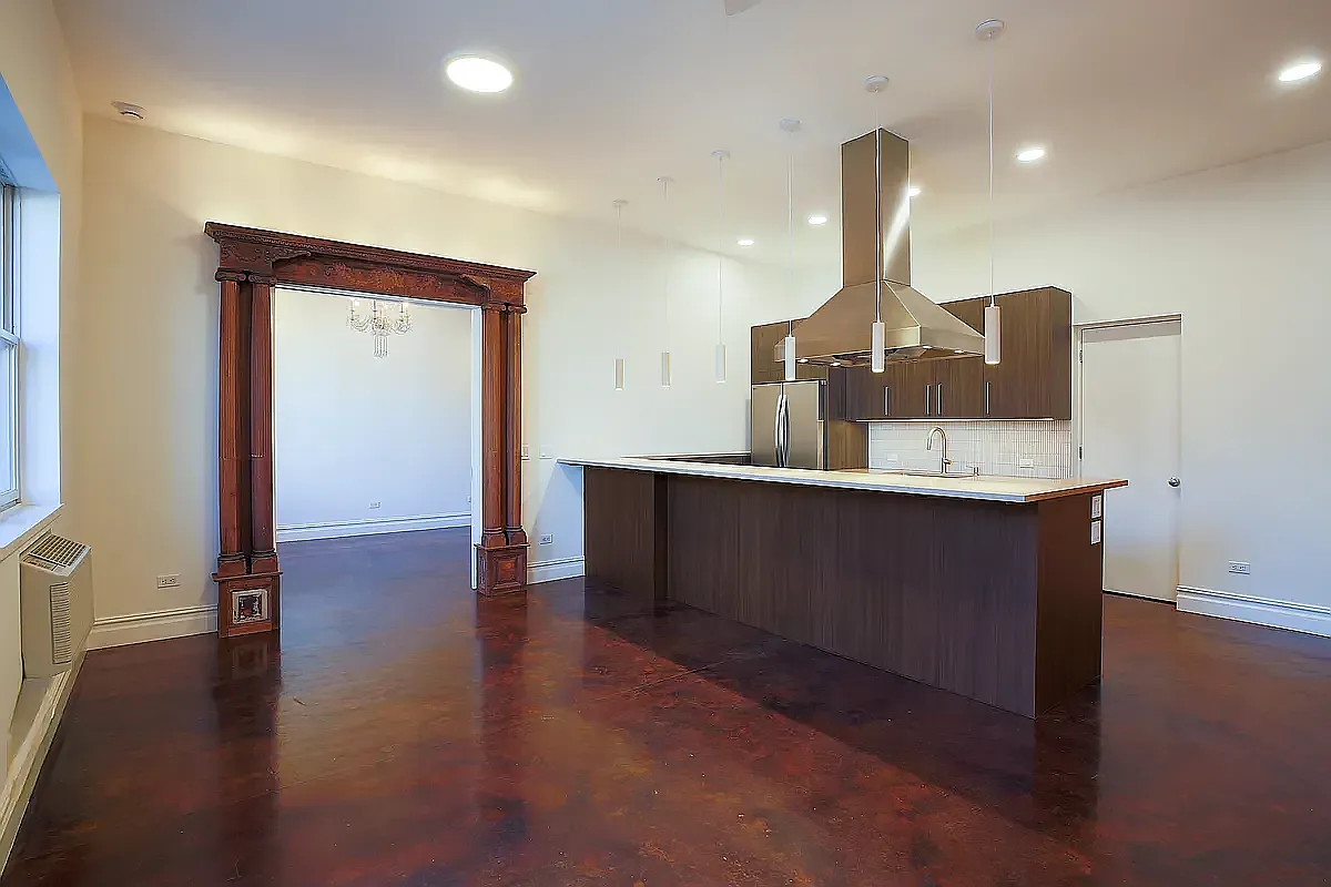 125 Roebling Street — Photo 1