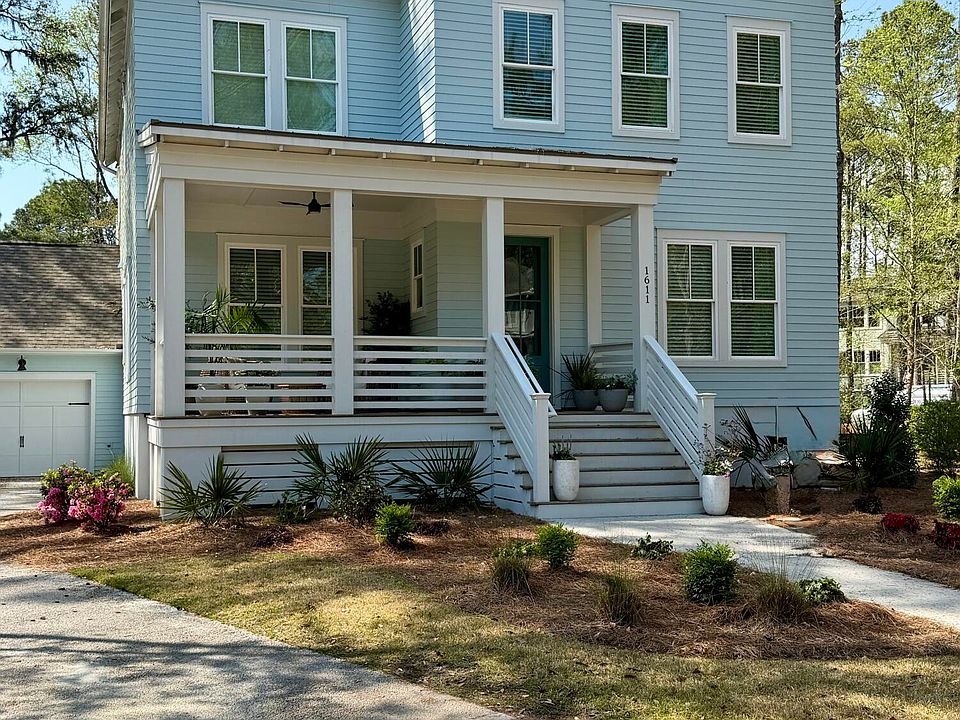 1st image of 1611 Zurlo Way
