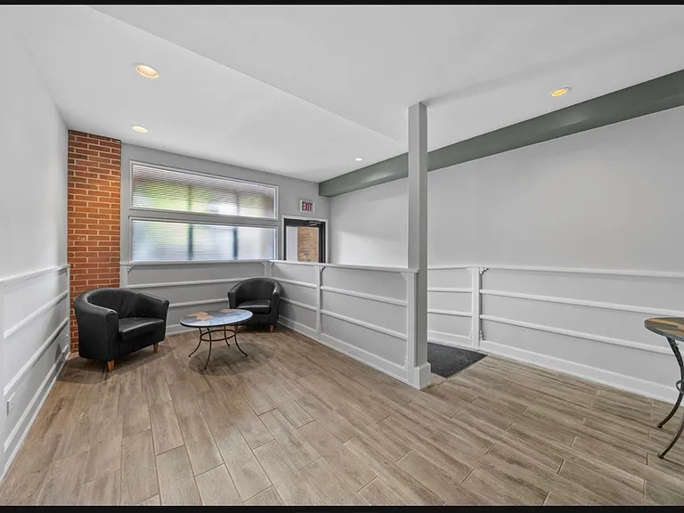 1448 N Orleans St #1D — Photo 3