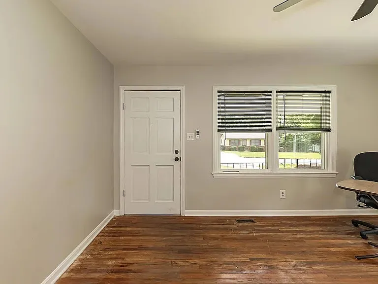 540 Lincoln Dr — Photo 8