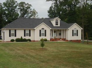 7200 Senepole Rd, Randleman, NC 27317