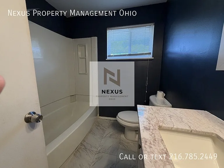 9406 Independence Blvd #RIGHT — Photo 8