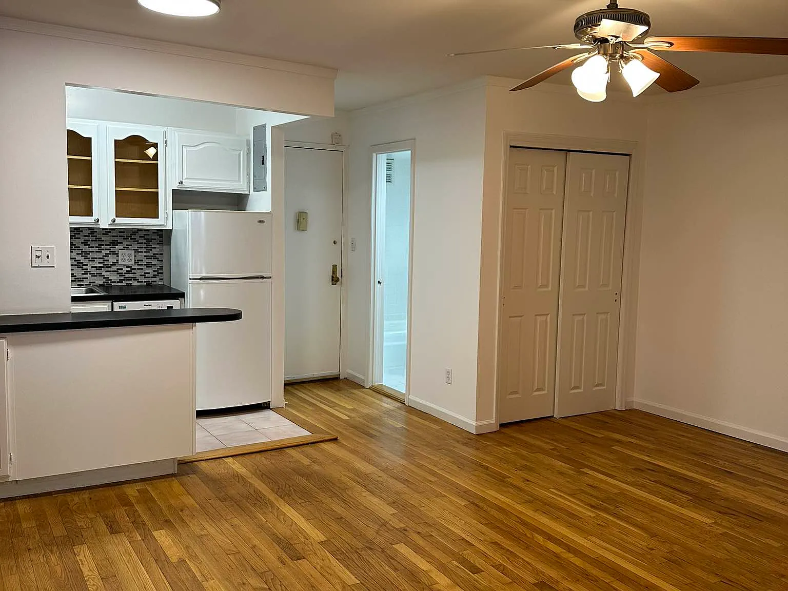 131 West 82nd Street — Photo 1