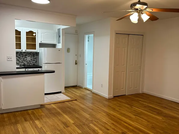 131 W 82nd St APT 6A, New York, NY 10024