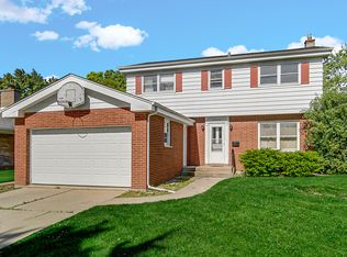 18824 Juhlin Dr, Homewood, IL 60430