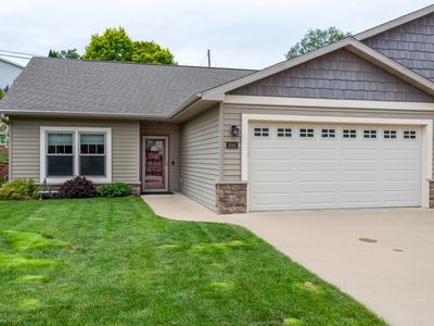 1841 Keymont Ct, Dubuque, IA, 52002