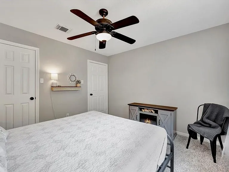 15402 Willow Shores Dr — Photo 35