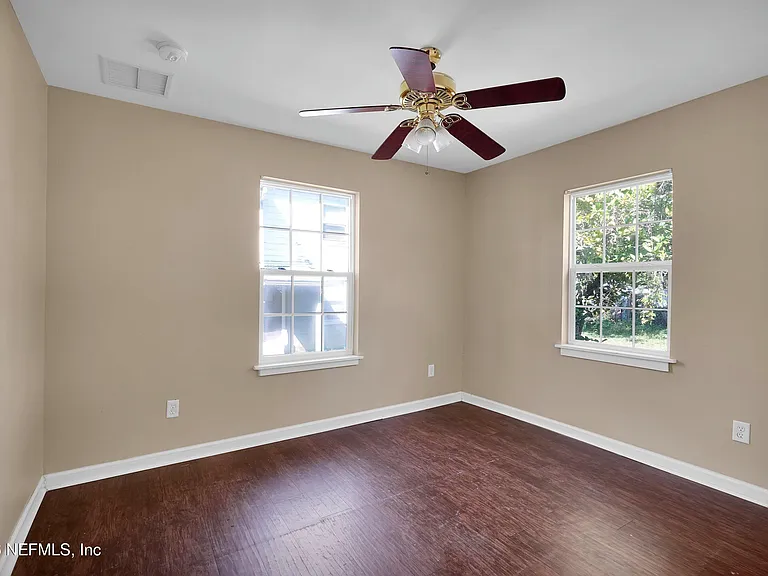3532 Fleet St — Photo 11