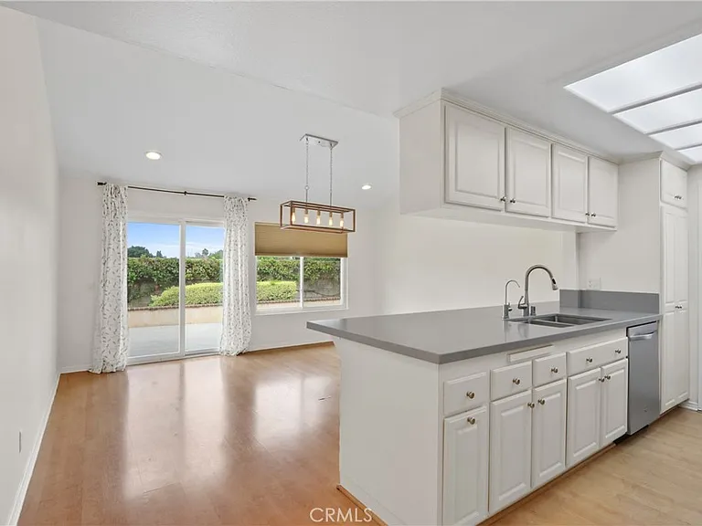 1251 N Emogene St — Photo 3