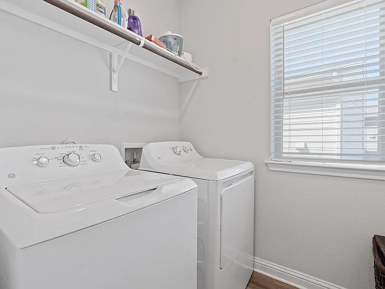 7906 Mandela Bnd — Photo 17