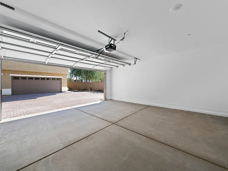 Sierra Verde — Photo 16
