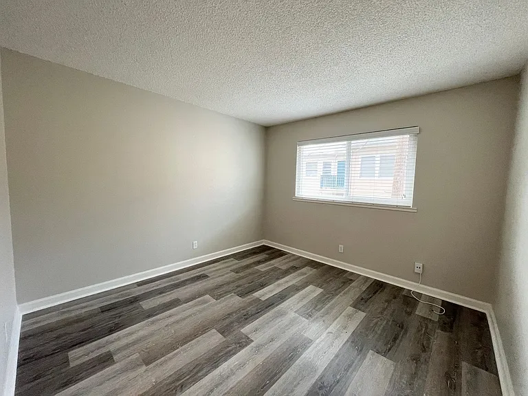 1711 Q Street — Photo 5