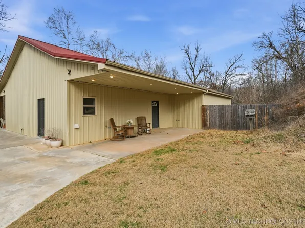 16698 S 433rd West Ave, Bristow, OK 74010
