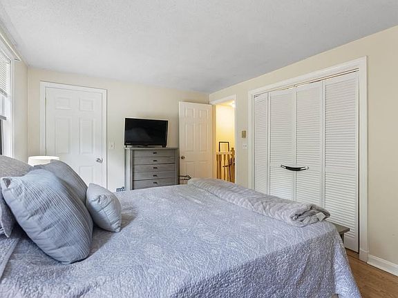 4th image of 82 Egypt Rd #1