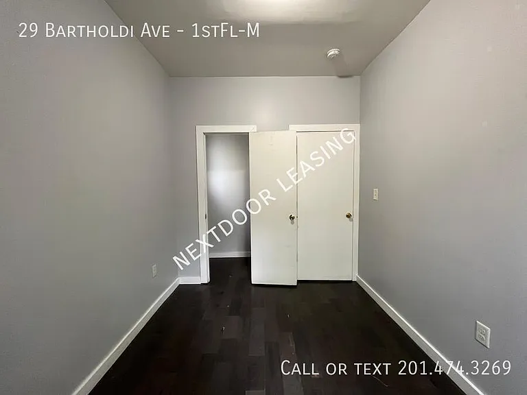 29 Bartholdi Ave #1STFL-M — Photo 7