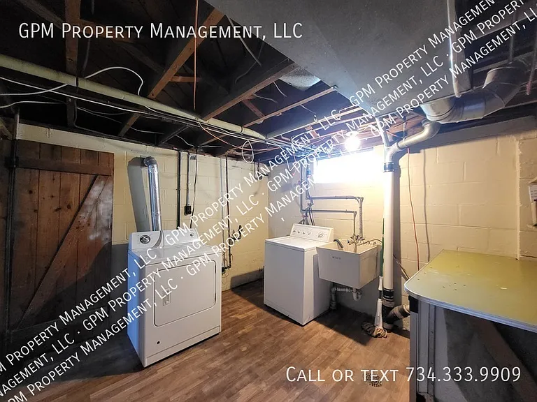 15806 Meyer Ave — Photo 16
