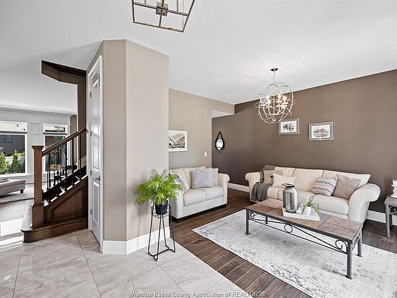 3rd image of 225 Elsworth Ave