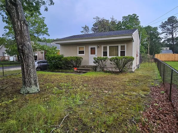 83 Priscilla Avenue, Riverhead, NY 11901