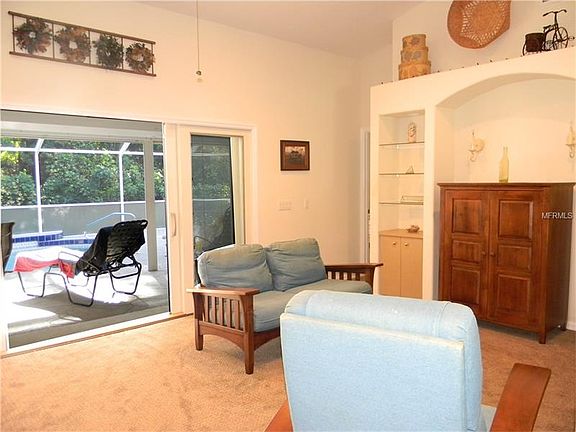 2nd image of 8246 Palmview Ct