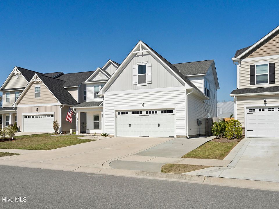 1st image of 21 Violetear Ridge