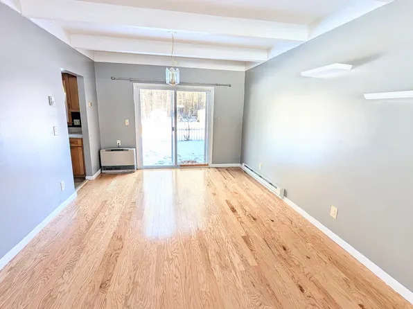 86 Pinecrest Dr Unit 1E, Essex Junction, VT 05452