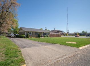 923 Hermitage Dr, Owensboro, KY 42301
