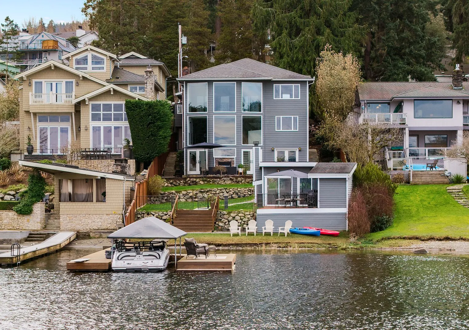 4Bd/4.75Ba Bellevue Home — Photo 1