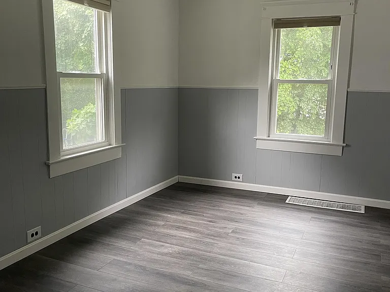 1428 Sara Ave — Photo 3
