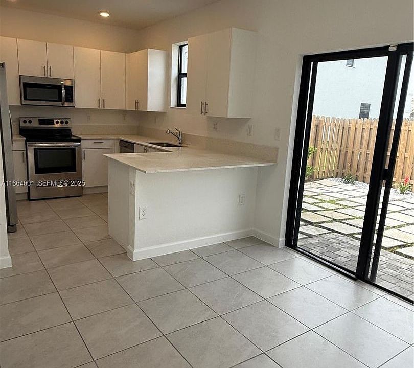 1st image of 28532 SW 133rd Path