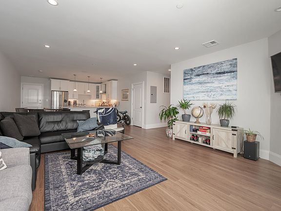 5th image of 45 L St #21