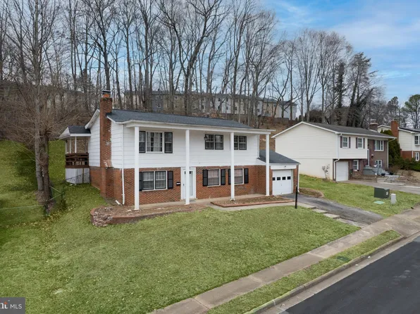 14807 Elmwood Dr, Woodbridge, VA 22193