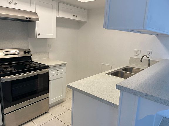 2nd image of 1737 Batson Ave #1