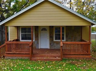 1006 W Bullock St, Denison, TX 75020