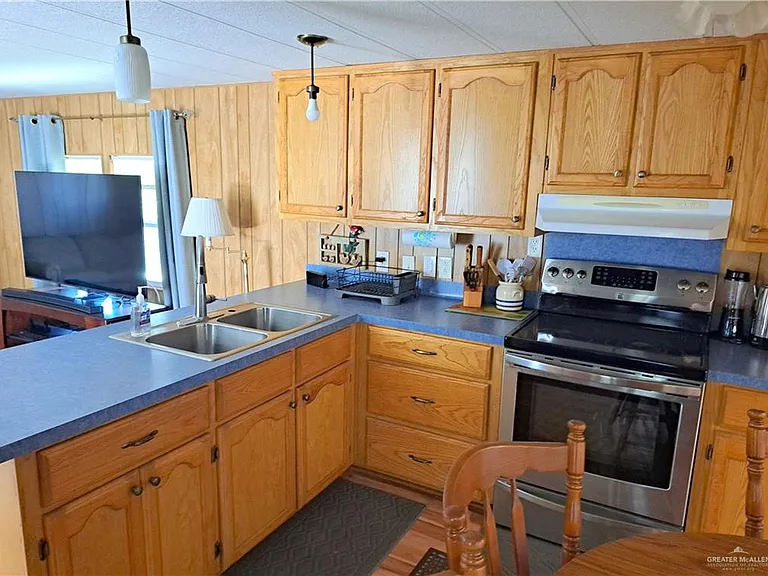402 Cory Dr #B-10 — Photo 5