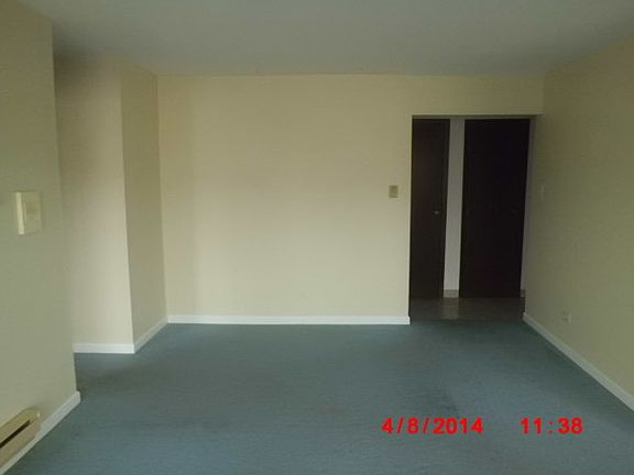 3rd image of 11818 S Komensky Ave
