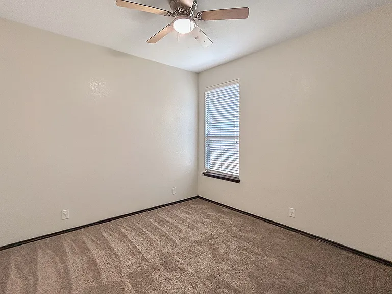 13820 Blakeville — Photo 10